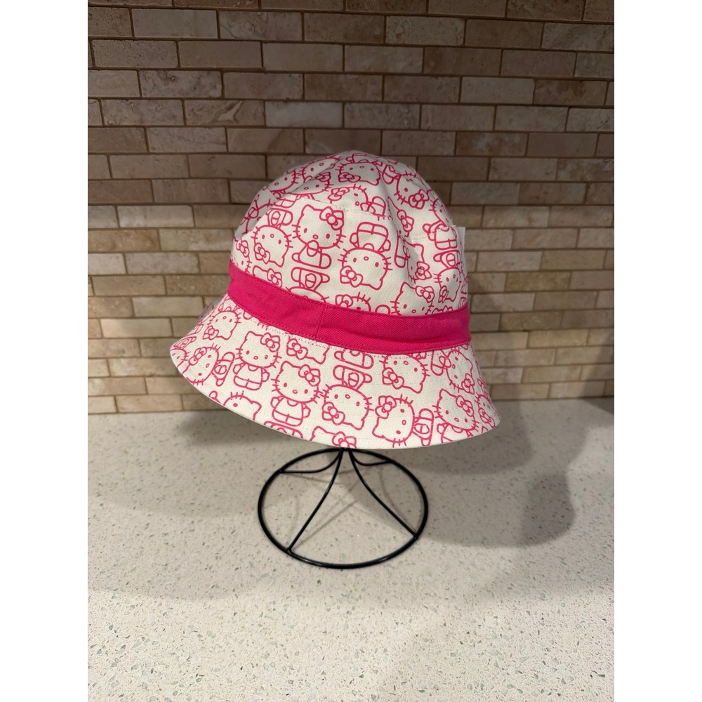 Universal studios Women's Bucket hats - Pink/White Hello Kitty reversible bucket - Picture 2 of 4